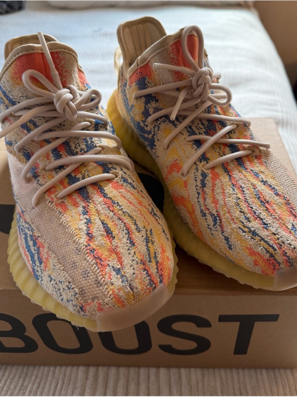 Men’s Adidas Yeezy Boost 350 V2- Size 10
